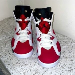 Air Jordan 6 Retro US size 8 white/
carmine-black